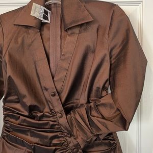 Blouse. Size 4. Brand Tadashi. Nieman Marcus.